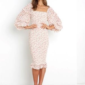 Leia midi dress with puff sleeves